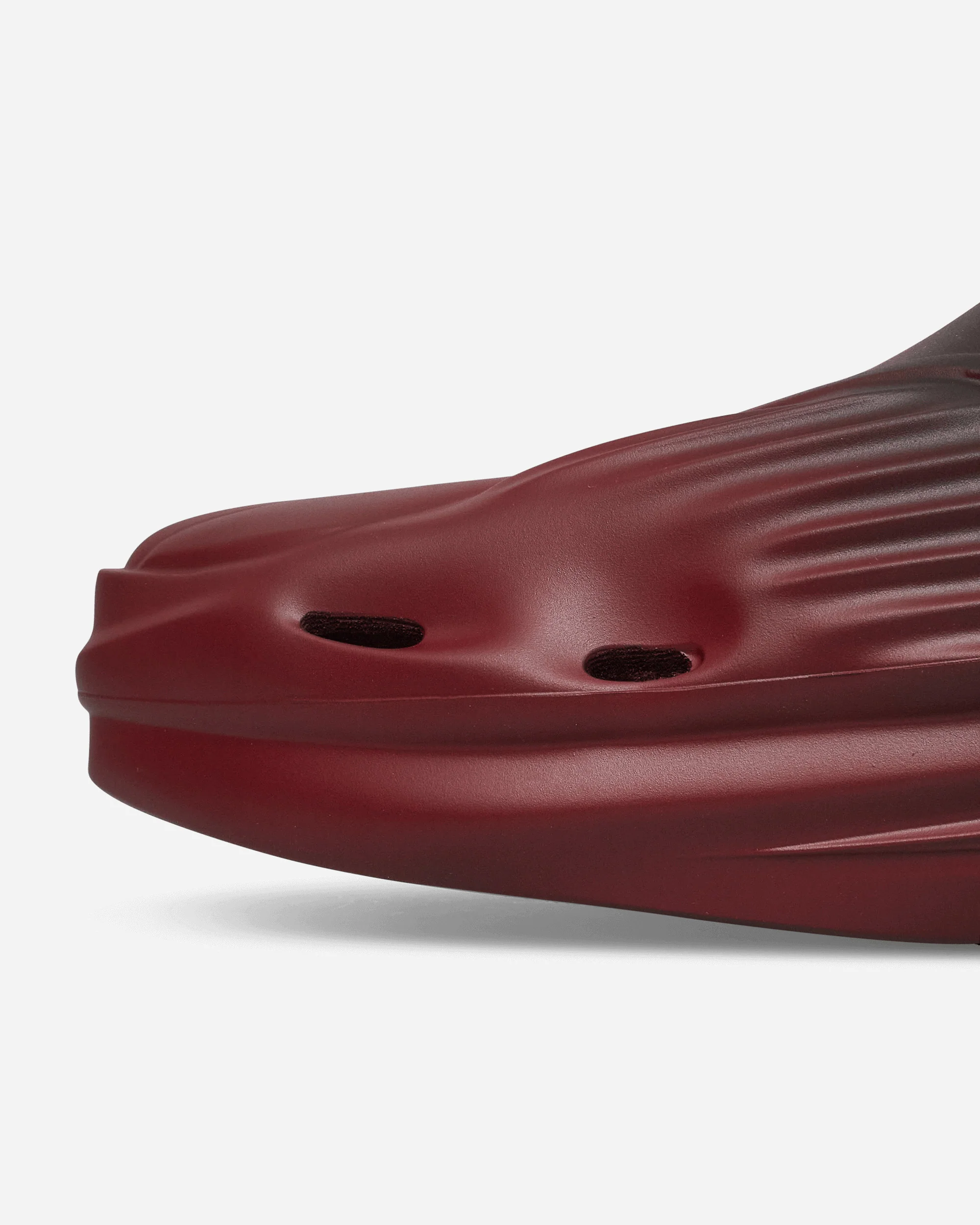 Exclusive Mono Slip On Red - Image 6